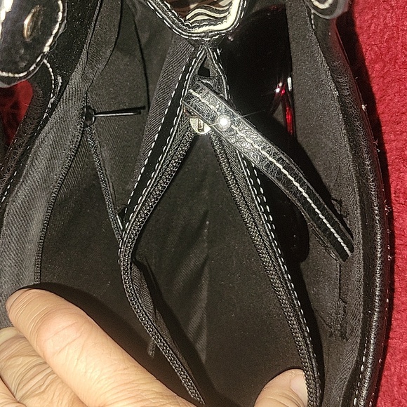 Purse - Picture 4 of 4